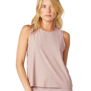 COPY - NWT - Beyond Yoga Balanced Muscle Tank - Chai (M)